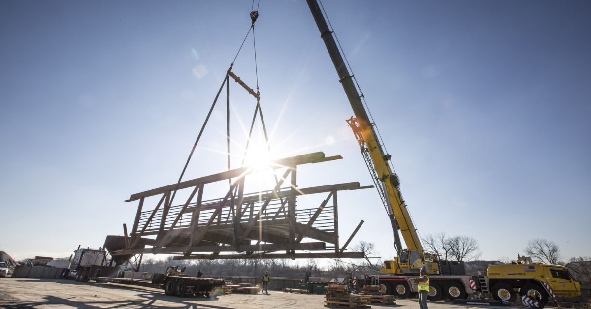 Top 10 Applications for Telehandlers on Construction Sites