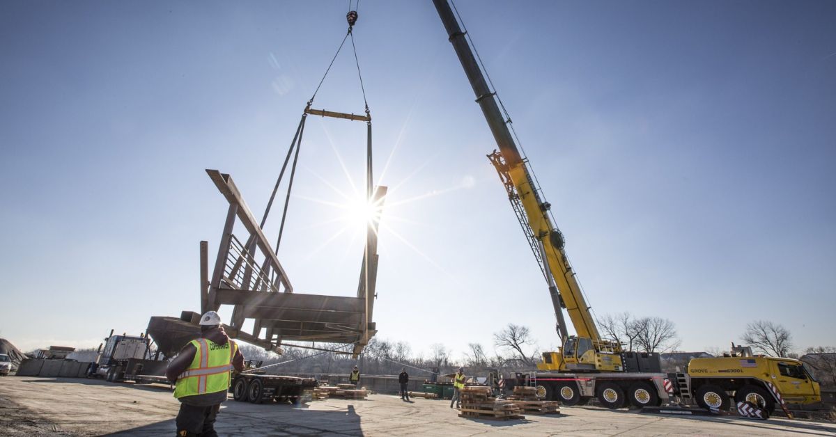 A Closer Look at All-Terrain Crane Suspension Systems