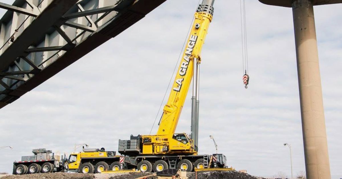 Debunking Common Myths About Crane Rental & Heavy Lifting