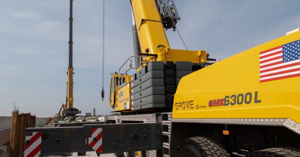 Essential Questions To Ask Your Heavy Crane Provider